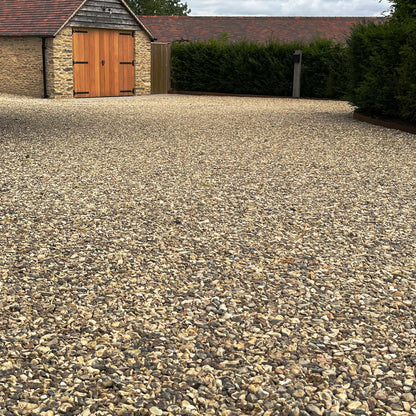 Flint driveway reinforced with IBRAN gravel grids